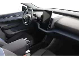 Volvo EX30 (2025) thumbnail 8