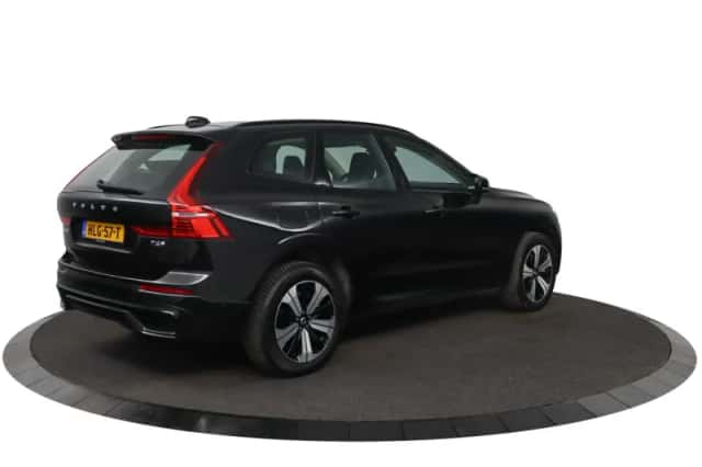 Volvo XC60 (2025) thumbnail 2