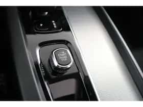 Volvo XC60 (2025) thumbnail 24
