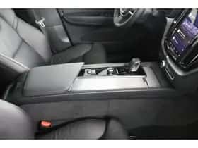 Volvo XC60 (2025) thumbnail 38