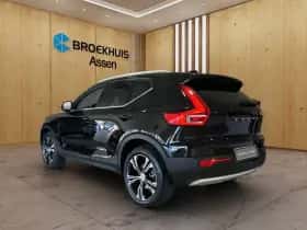 Volvo XC40 (2021) thumbnail 3