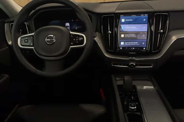 Volvo XC60 (2025) thumbnail 5