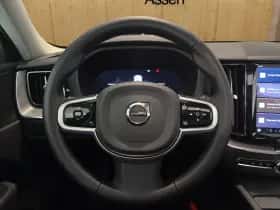 Volvo XC60 (2025) thumbnail 7