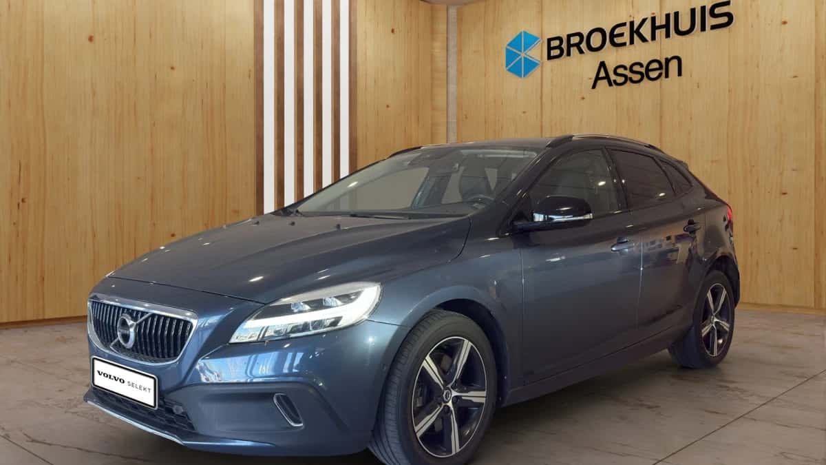 Volvo V40 (2018) — foto 1