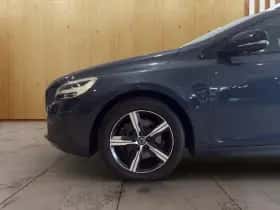Volvo V40 (2018) thumbnail 16