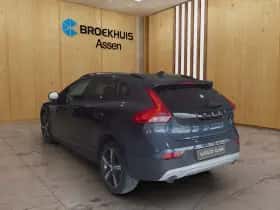 Volvo V40 (2018) thumbnail 3