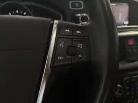 Volvo V40 (2018) thumbnail 23