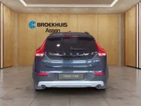 Volvo V40 (2018) thumbnail 4