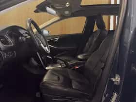 Volvo V40 (2018) thumbnail 9
