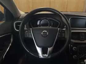 Volvo V40 (2018) thumbnail 10