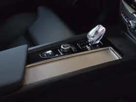 Volvo XC60 (2025) thumbnail 16