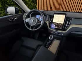 Volvo XC60 (2025) thumbnail 4
