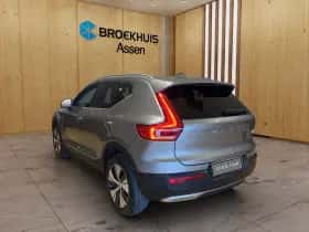 Volvo XC40 (2021) thumbnail 2
