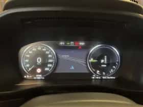Volvo XC40 (2021) thumbnail 4