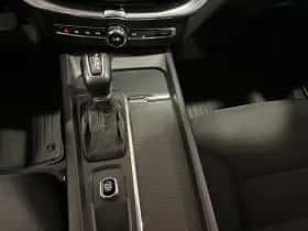 Volvo XC60 (2018) thumbnail 11