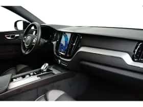 Volvo XC60 (2025) thumbnail 8