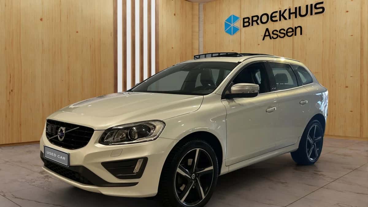 Volvo XC60 (2015) — foto 1