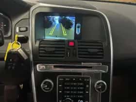 Volvo XC60 (2015) thumbnail 12