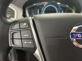 Volvo XC60 (2015) thumbnail 20