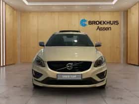 Volvo XC60 (2015) thumbnail 5