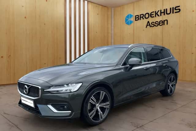 Volvo V60 (2021) thumbnail 1