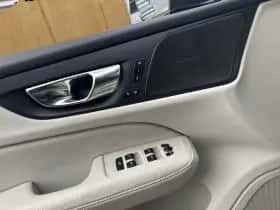 Volvo V60 (2021) thumbnail 13