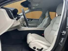 Volvo V60 (2021) thumbnail 7