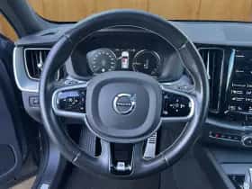 Volvo XC60 (2019) thumbnail 8