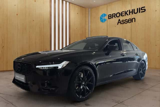 Volvo S90 (2018) thumbnail 1