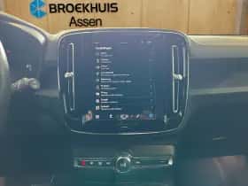 Volvo XC40 (2022) thumbnail 11