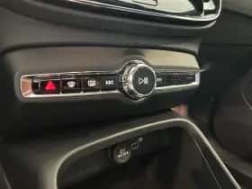 Volvo XC40 (2022) thumbnail 19