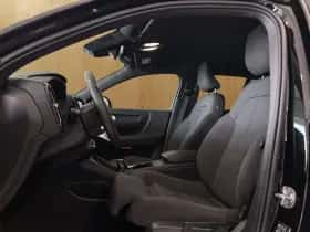 Volvo XC40 (2022) thumbnail 7