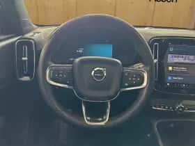 Volvo XC40 (2022) thumbnail 8