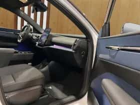 Volvo EX30 (2025) thumbnail 13