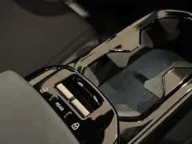 Volvo EX30 (2025) thumbnail 16