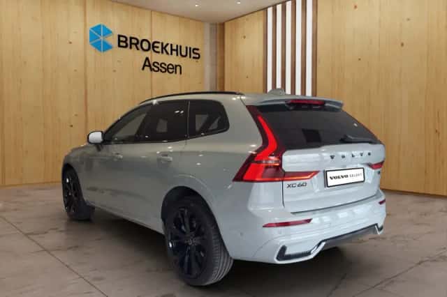 Volvo XC60 (2026) thumbnail 2