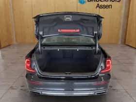 Volvo S60 (2022) thumbnail 16