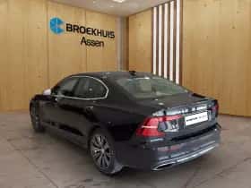 Volvo S60 (2022) thumbnail 3
