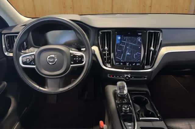 Volvo S60 (2022) thumbnail 6