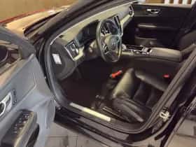 Volvo S60 (2022) thumbnail 7