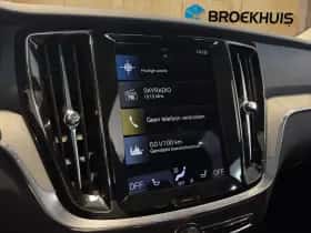 Volvo S60 (2022) thumbnail 9