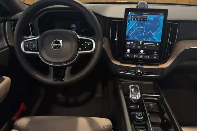 Volvo XC60 (2026) thumbnail 5