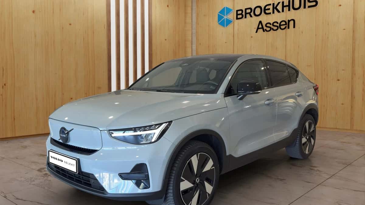 Volvo C40 (2023) — foto 1