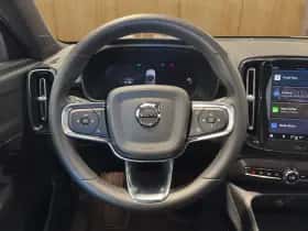 Volvo C40 (2023) thumbnail 9