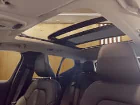 Volvo XC40 (2023) thumbnail 18