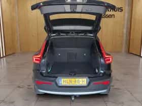 Volvo XC40 (2023) thumbnail 20