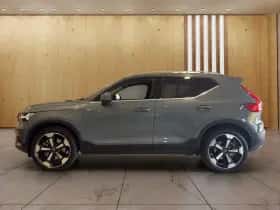 Volvo XC40 (2022) thumbnail 5