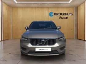 Volvo XC40 (2022) thumbnail 2