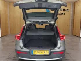 Volvo XC40 (2022) thumbnail 18