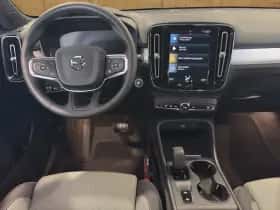 Volvo XC40 (2022) thumbnail 8